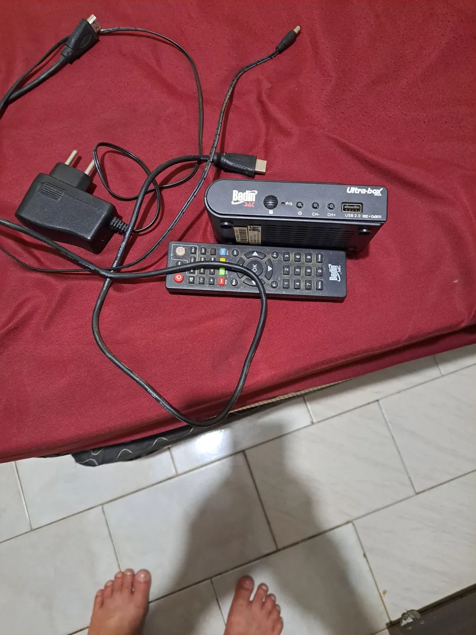 Receptor de Satélite Ultra-box Bedin Sat e Century b4.