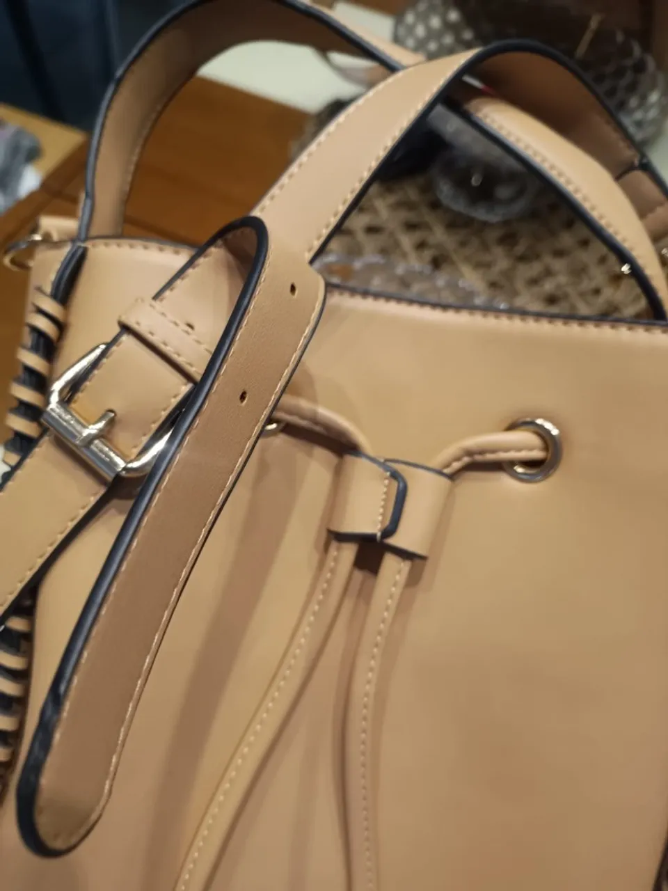 Belíssima bolsa de excelente qualidade
