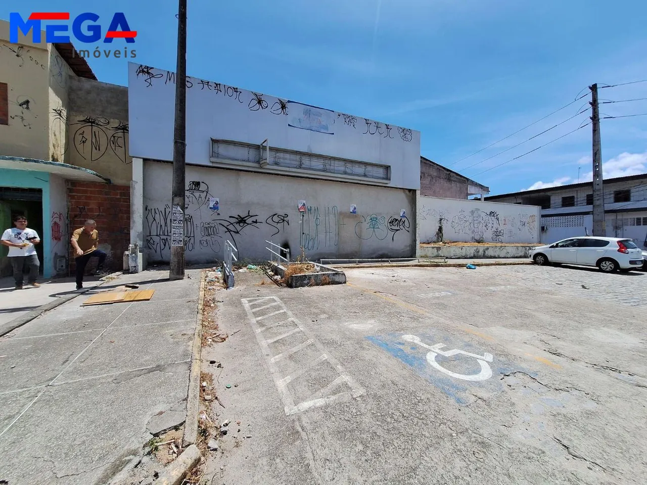 Prédio no bairro Cidade dos Funcionários - Fortaleza/CE