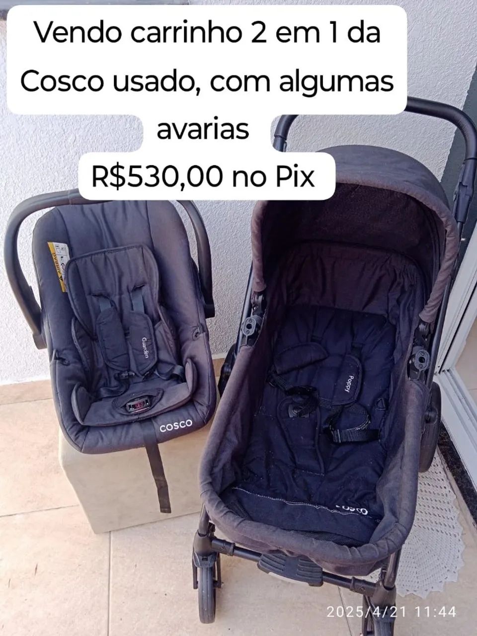 Carrinho de Bebê Cosco 2 em 1 - Usado