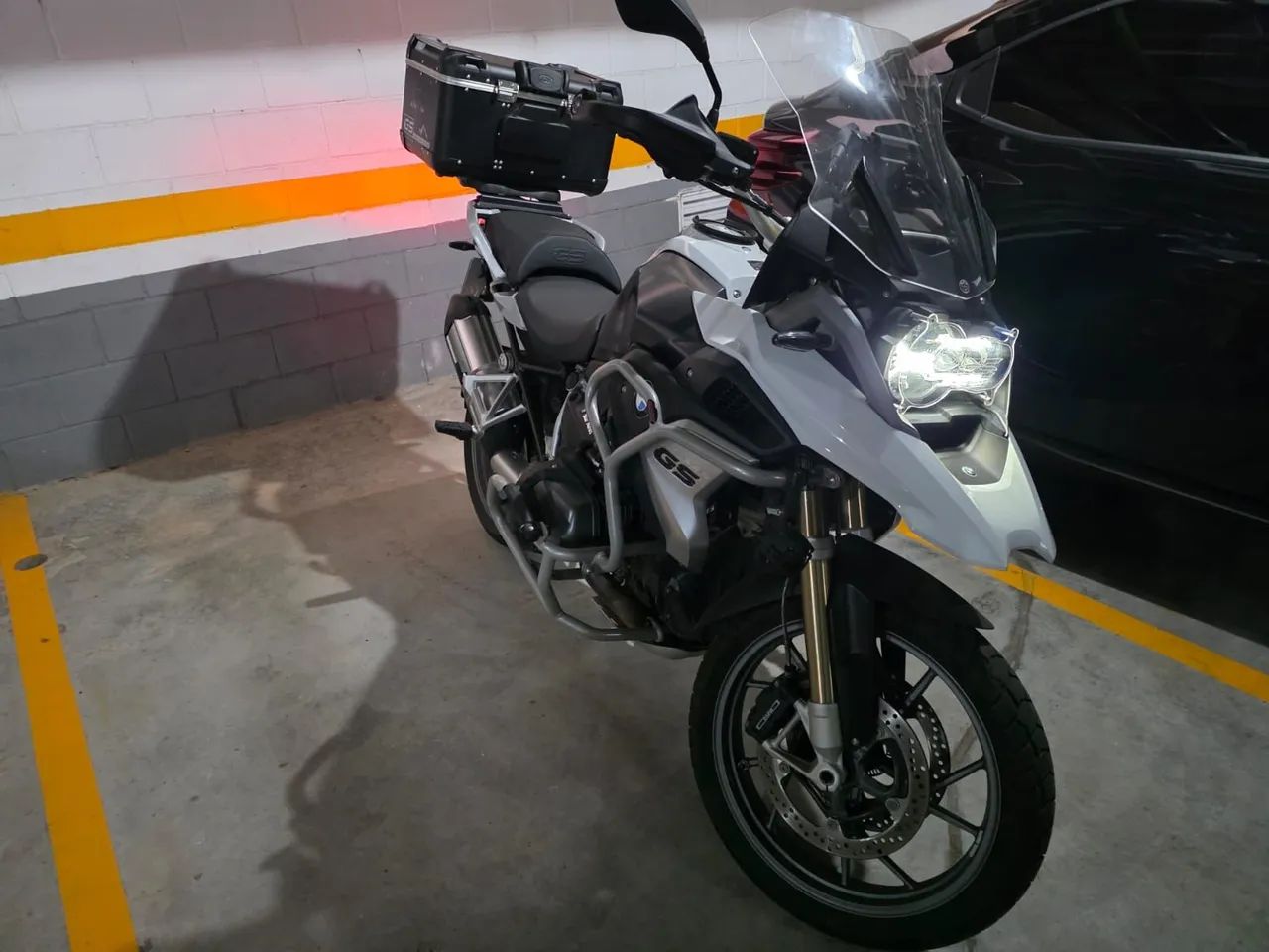 Baú 59l SCAM para moto - Foto 2