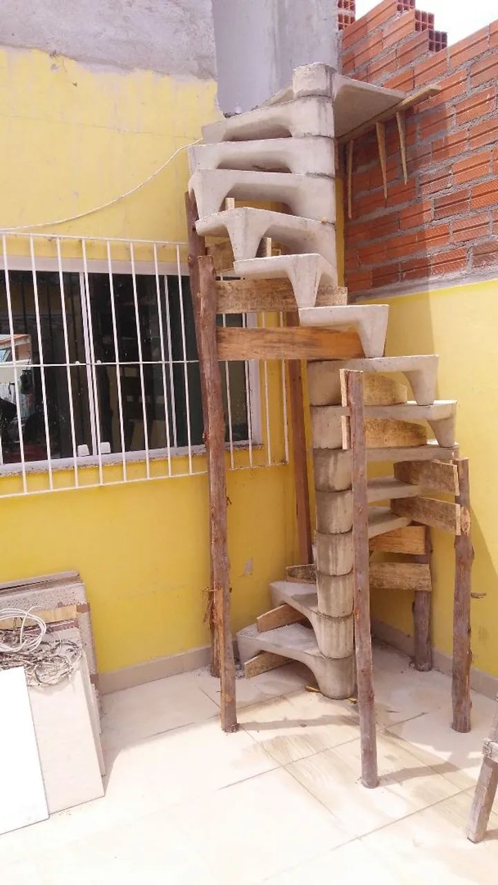 Santo's Escadas pré moldadas e pingadeira  - Foto 2