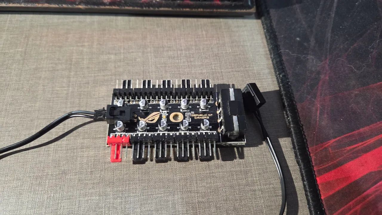 Controladora de fan 10 fan, SATA