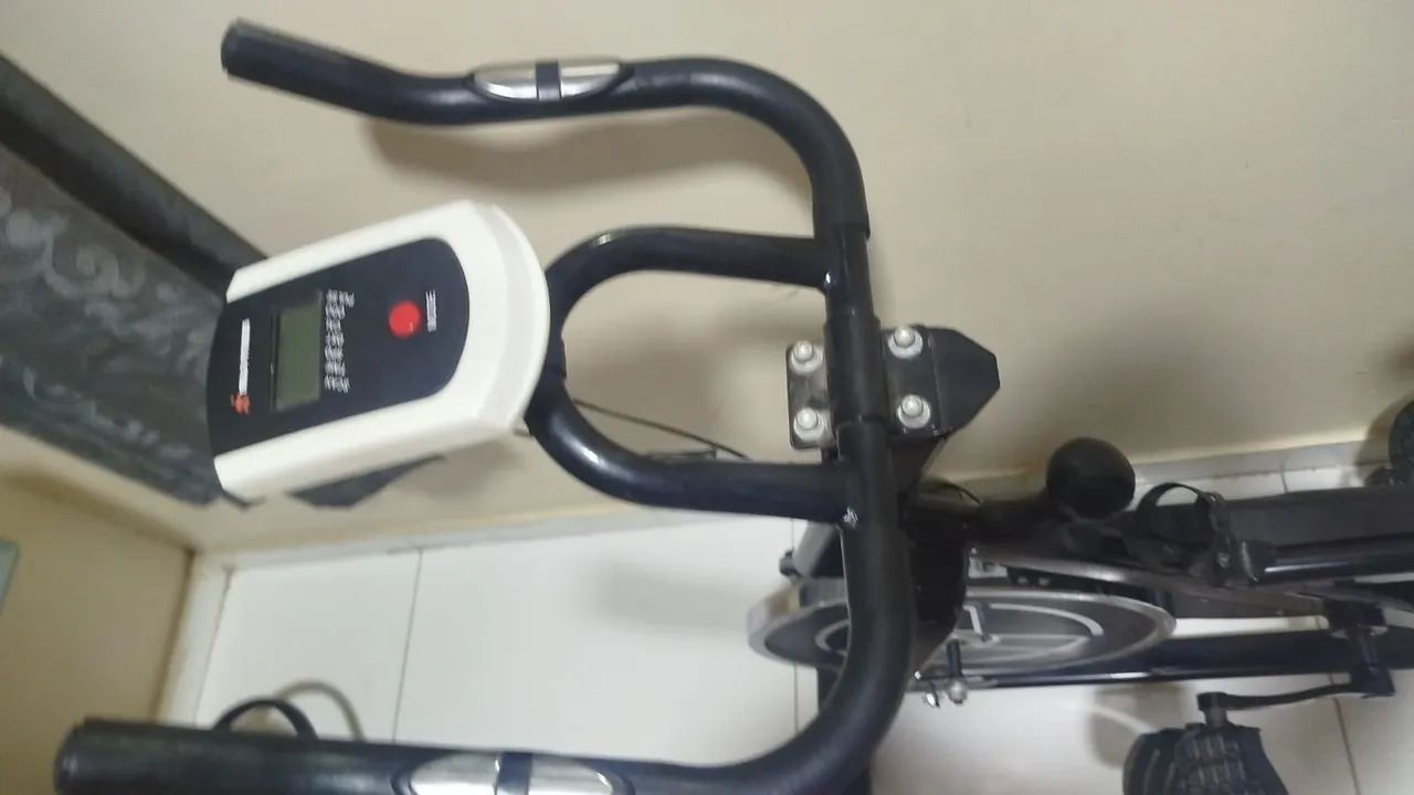 Bicicleta ergométrica  - Foto 3