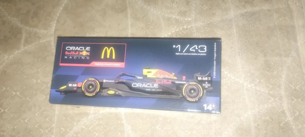 Carrinho Red Bull Oracle - Foto 2