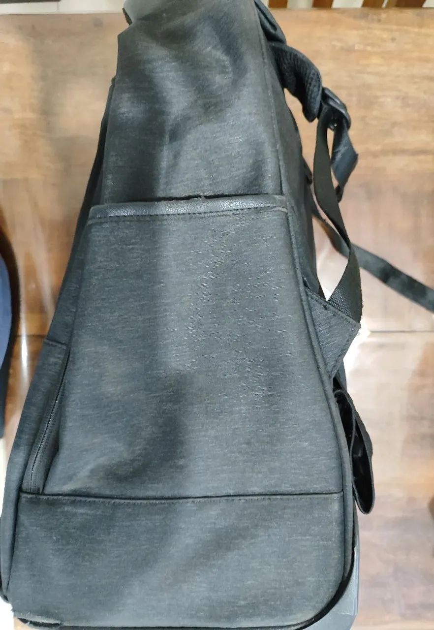 Mochila Executiva para Notebook Le Tour Preta - Excelente Estado - Foto 4