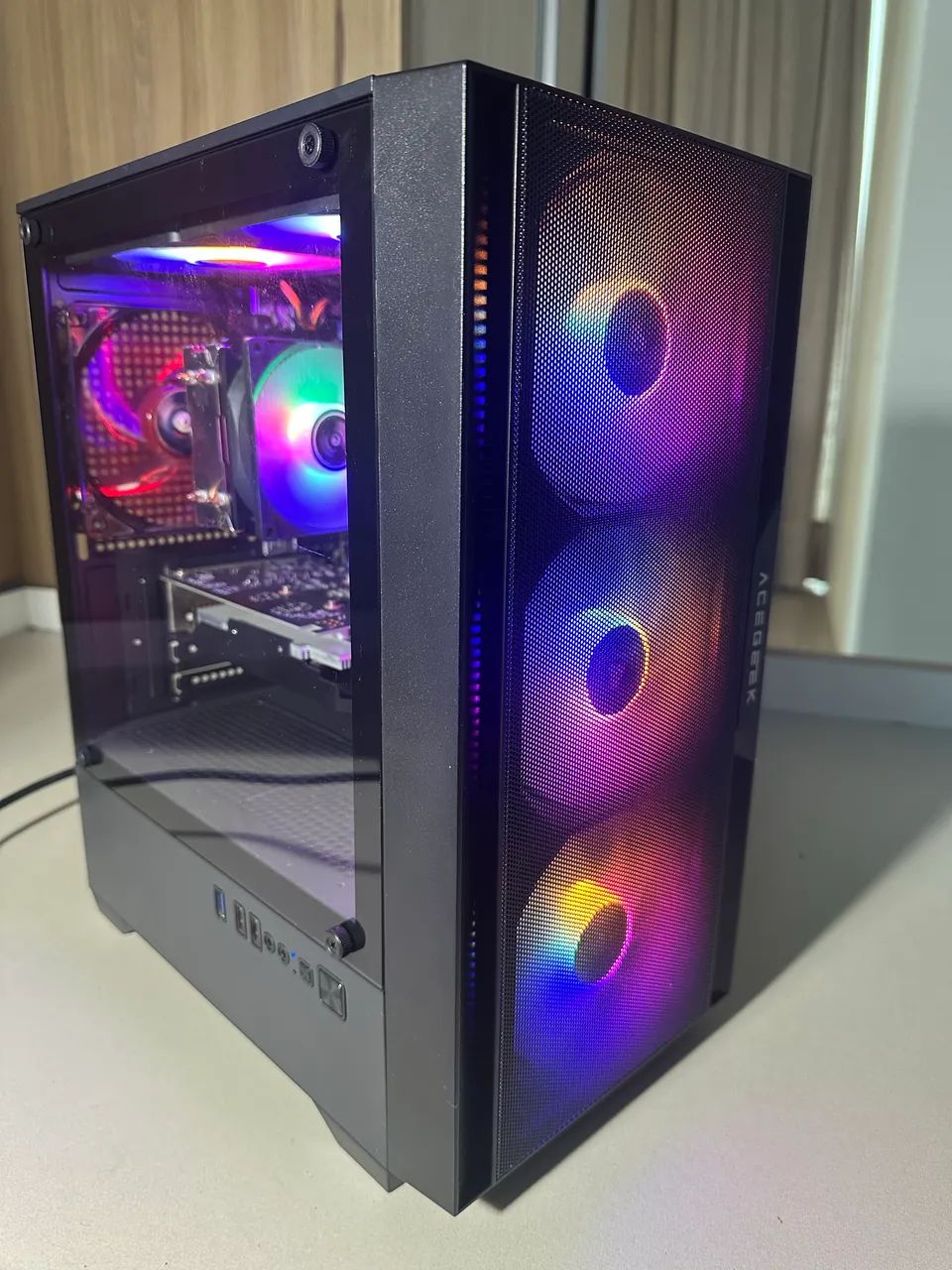 PC GAMER    RX 560 4GB + XEON
