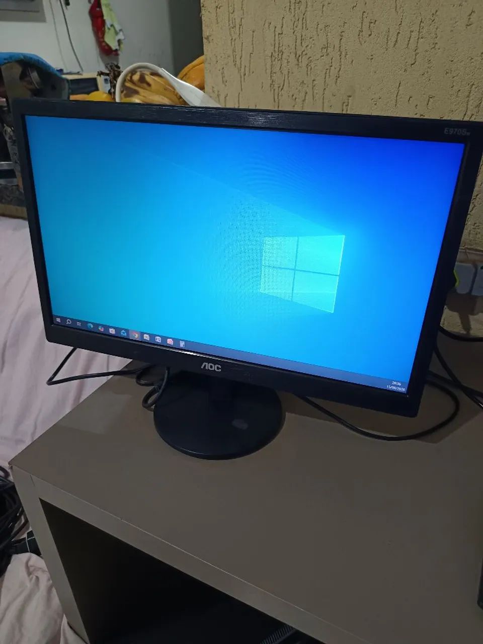 Monitor AOC de 19 polegadas hdmi