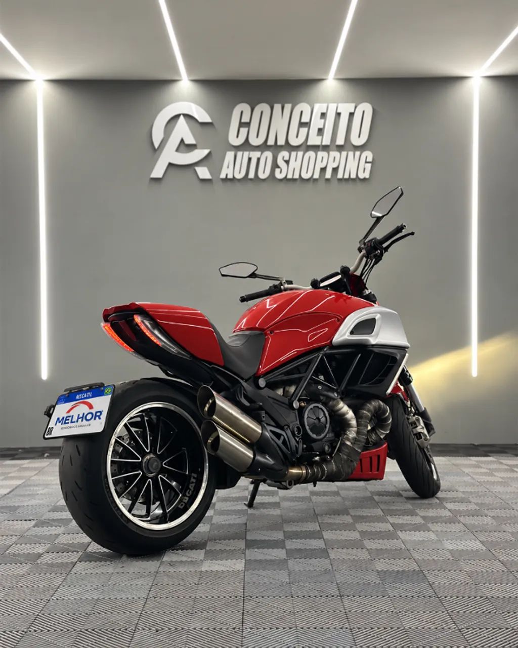 Ducati Diavel 2011 - Foto 2