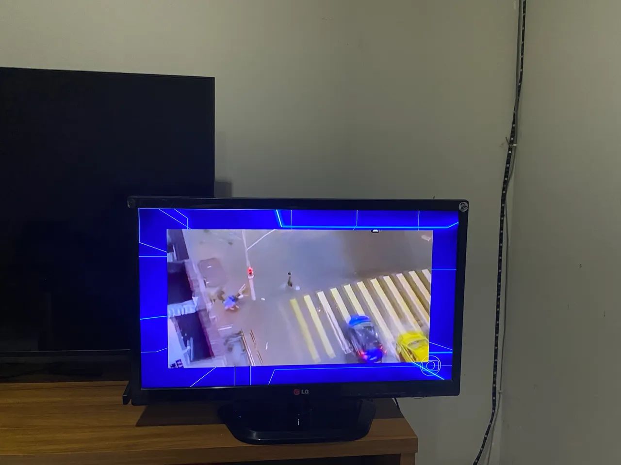 Monitor/ TV LG 24 com conversor digital