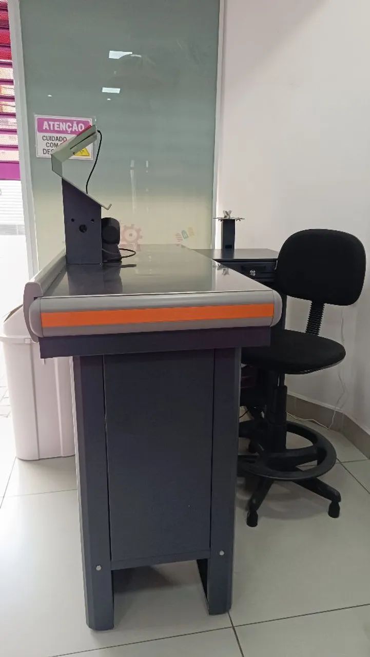Caixa de supermercado excelente estado leitor de brinde - Foto 2