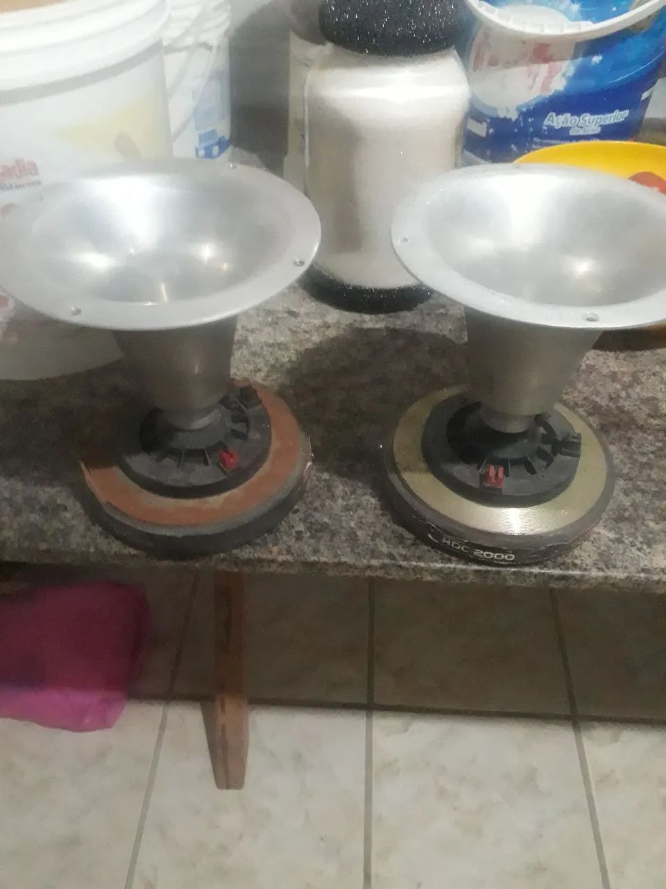 Vendo 2 Hdc 2000 com os jarros de alumínio 