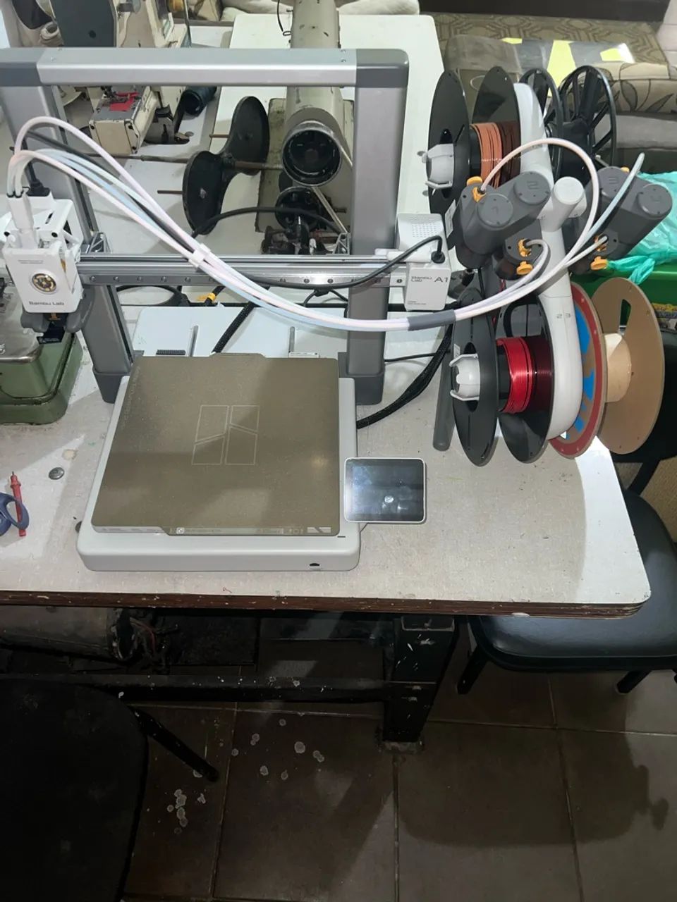 Impressora 3D Bambu Lab A1 com AMS - Foto 5