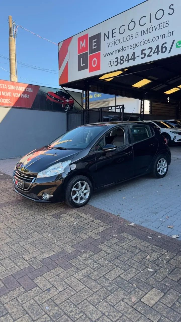 Peugeot 208 Active/active Pack 1.5 Flex 8V 5P 2015 - Foto 3