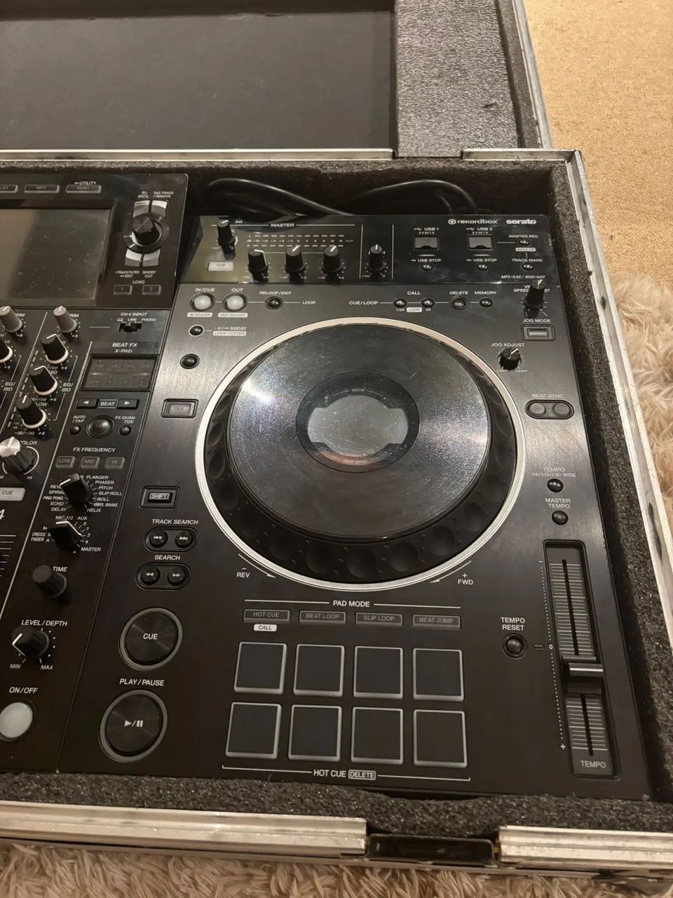 Controladora XZ com Case à Venda - Instrumentos musicais - Setor
