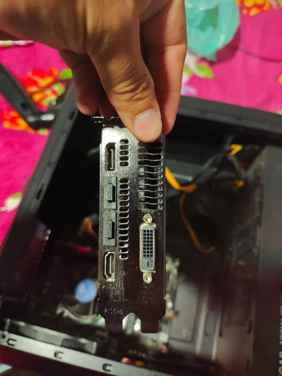Placa de Vídeo RX 570 8GB - Foto 4