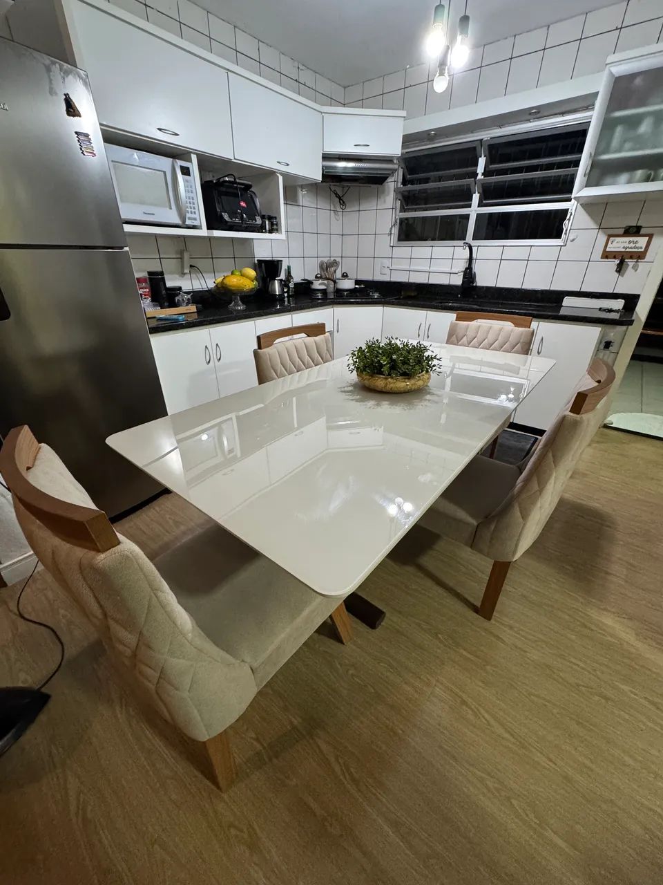 Mesa MDF com Vidro Temperado
