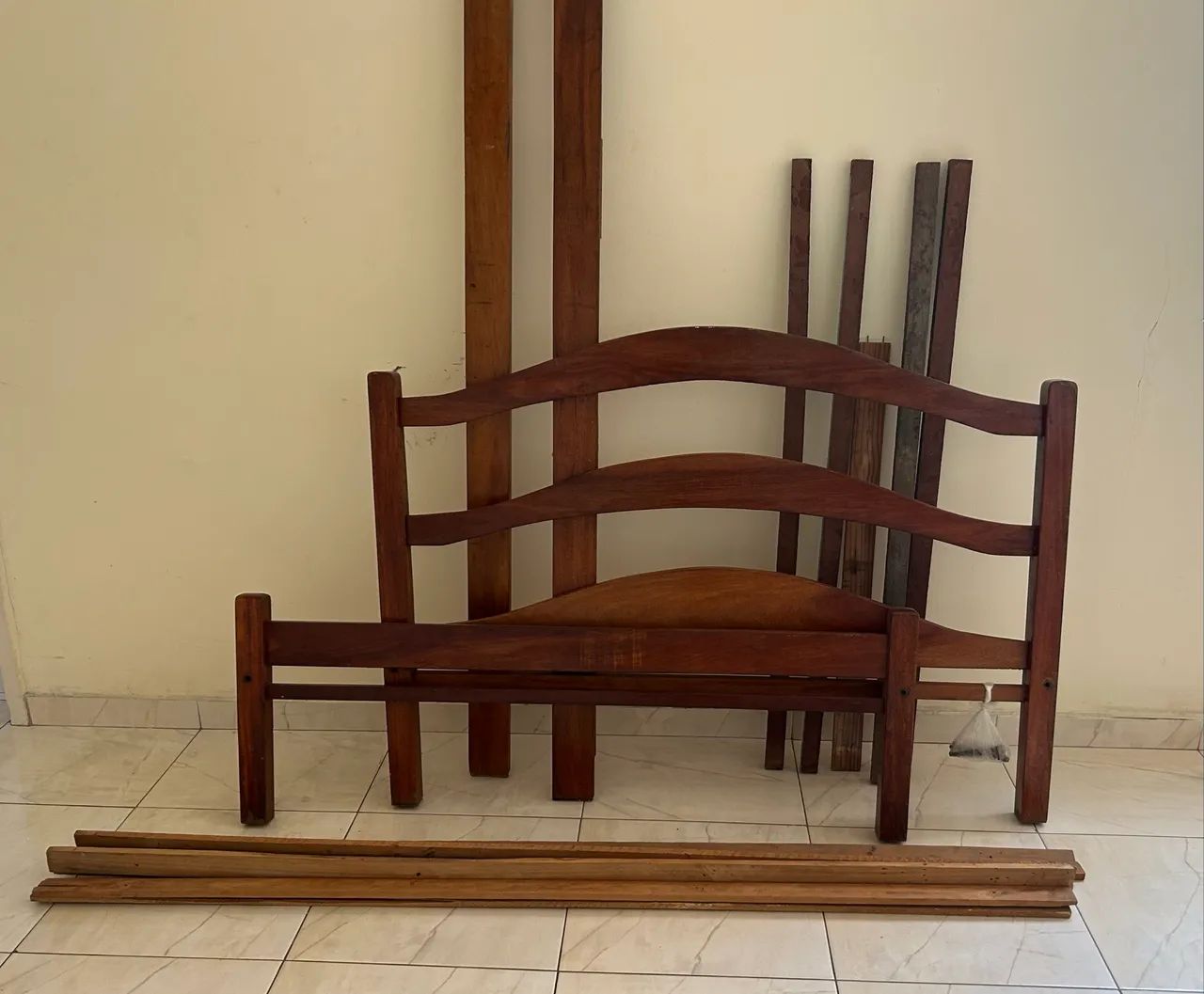 Cama madeira maciça  - Foto 2
