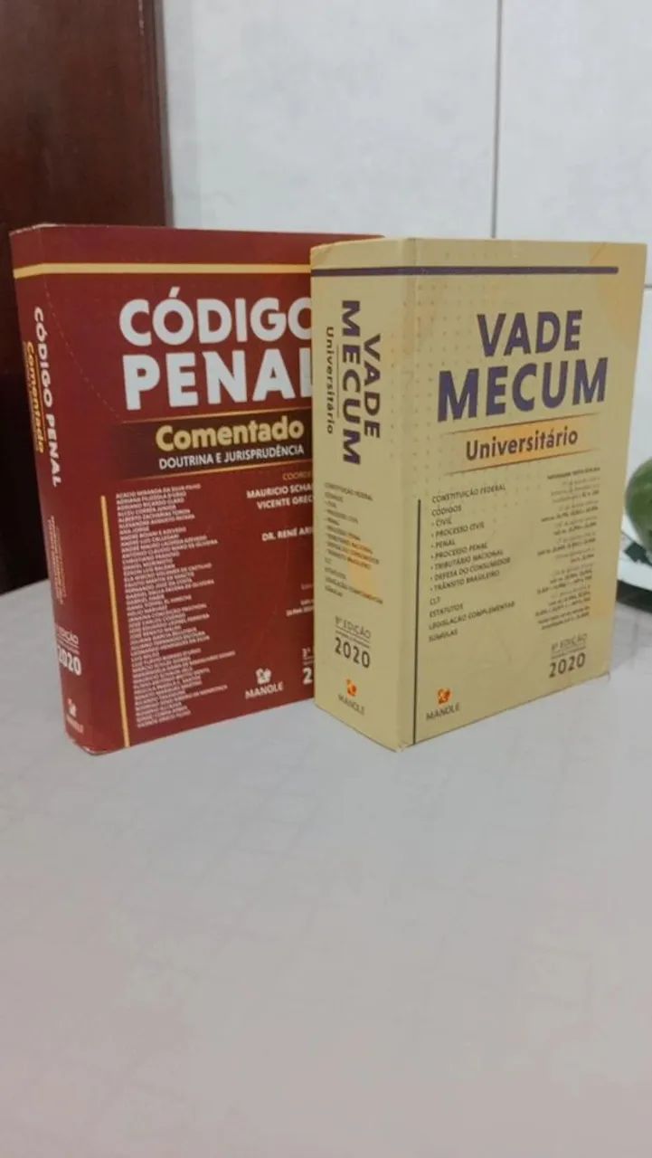 VADE MECUM E código penal comentado 