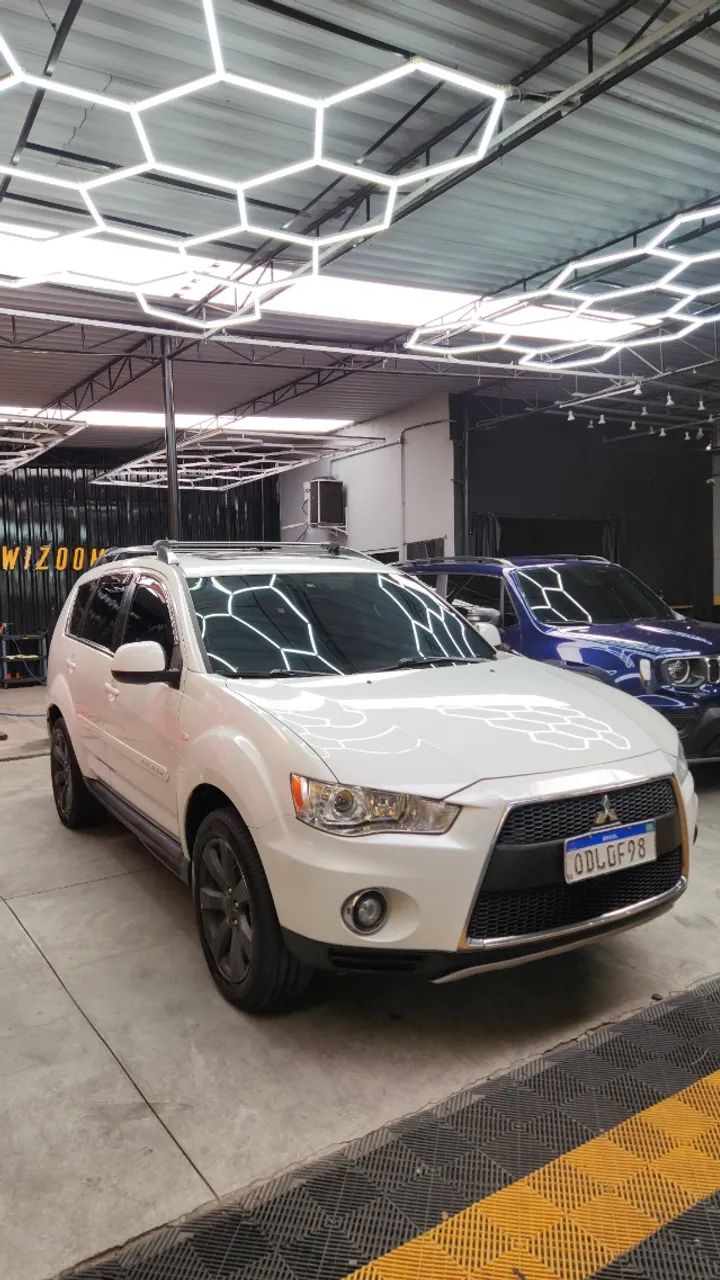 Mitsubishi Outlander 2012