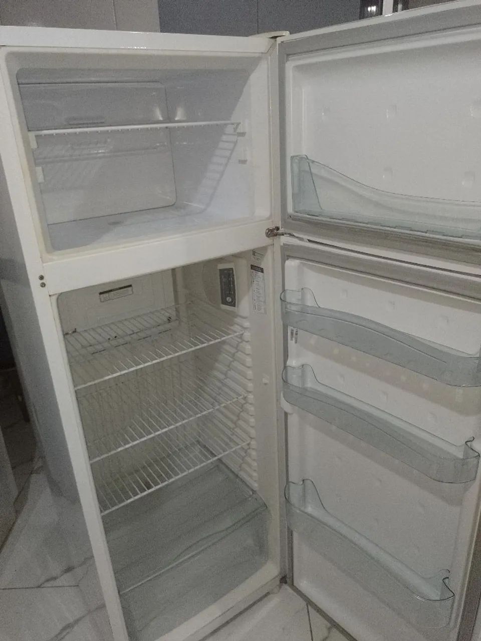 Geladeira em bom estado  - Foto 2