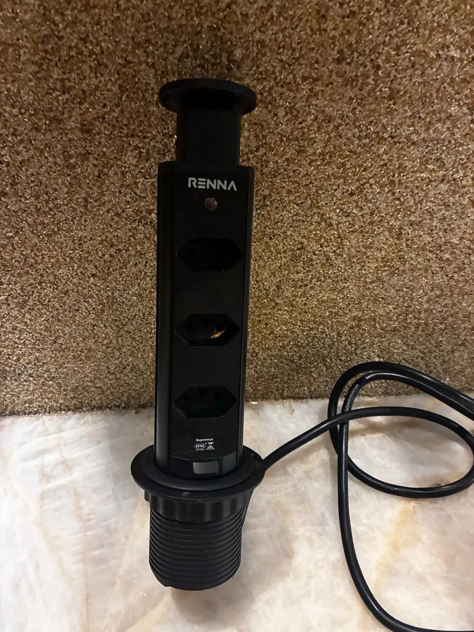 Torre de tomada retrátil Renna