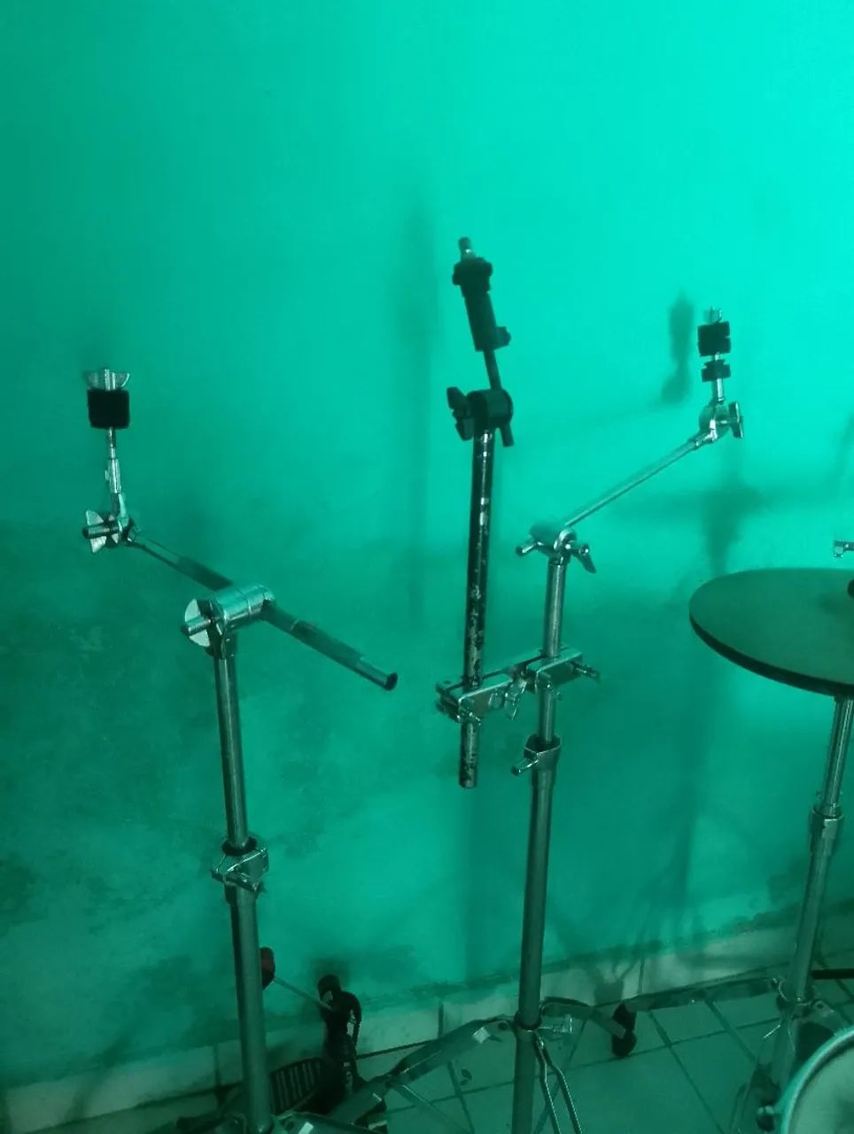 Duas estante girafa Sonor com clamp e extensor. - Foto 2