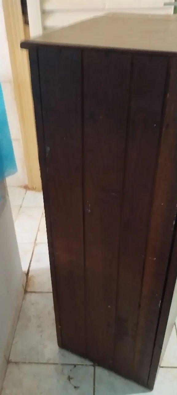 Cômoda disponível