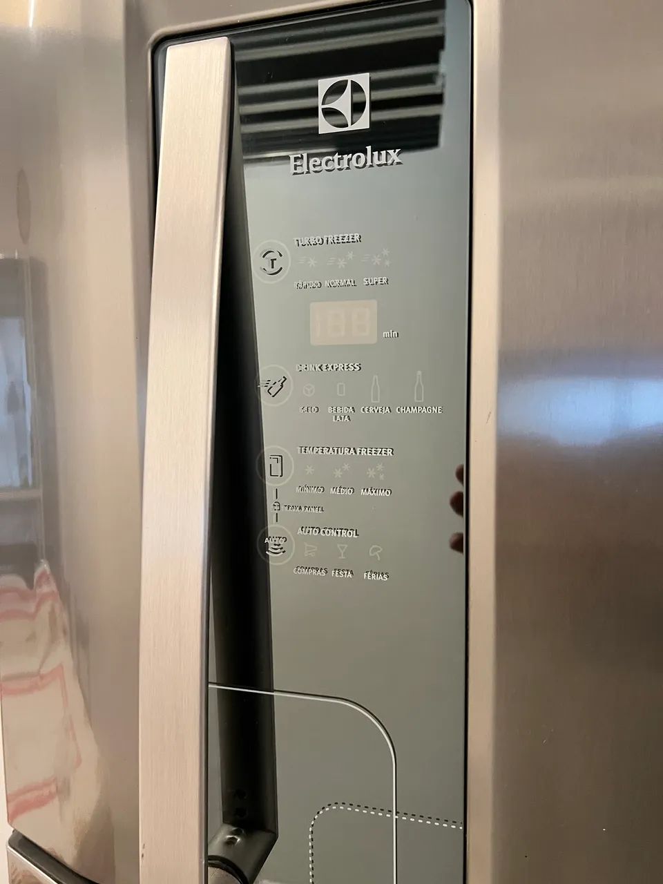 Refrigerador Eletrolux 427 lts - Foto 2