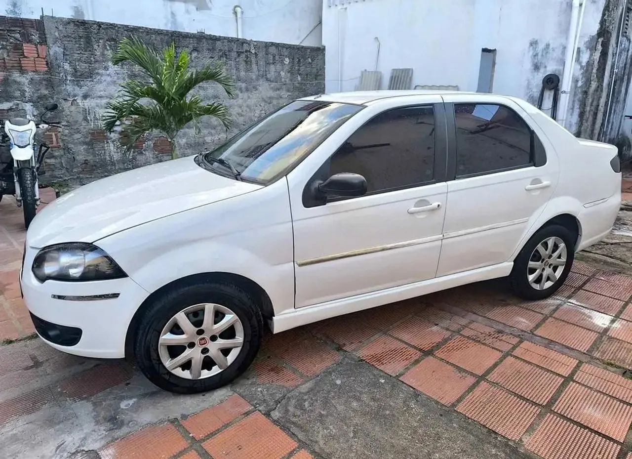 Fiat Siena Siena TETRAFUEL 1.4 mpi Fire Flex 8v 4p 2010
