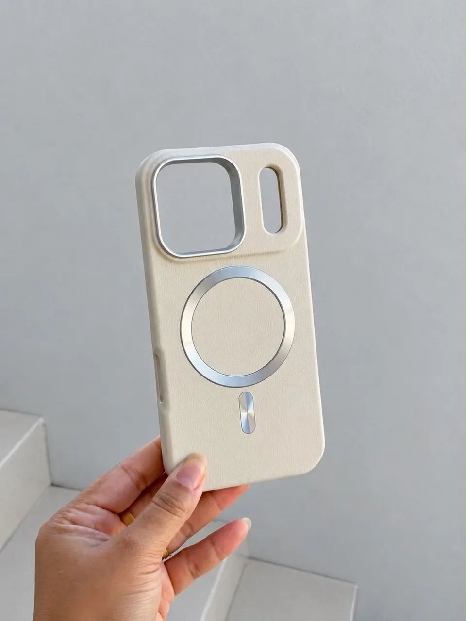 Case premium couro - iPhone 17 pro 