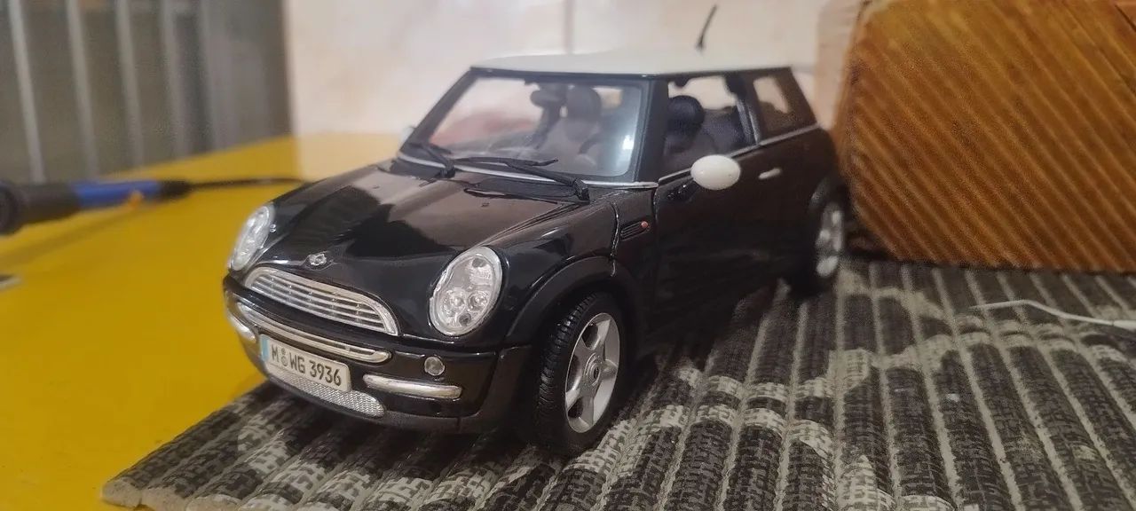 Mini Cooper 1/18 - Maisto - Foto 2