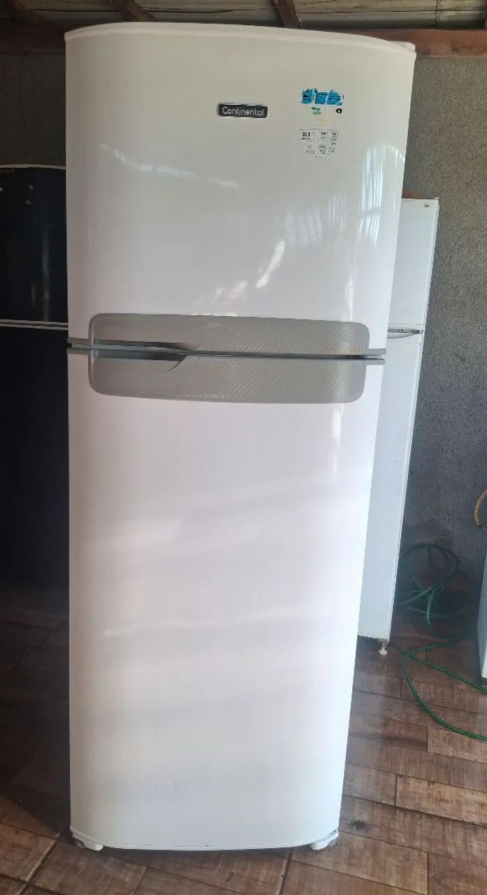 Vendo geladeira frost free 472 litros - Geladeiras e Freezers