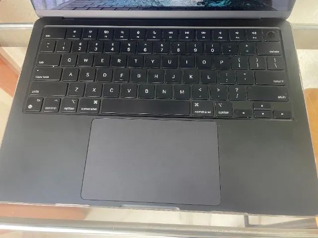 Macbook Air M2 Midnight - Foto 5