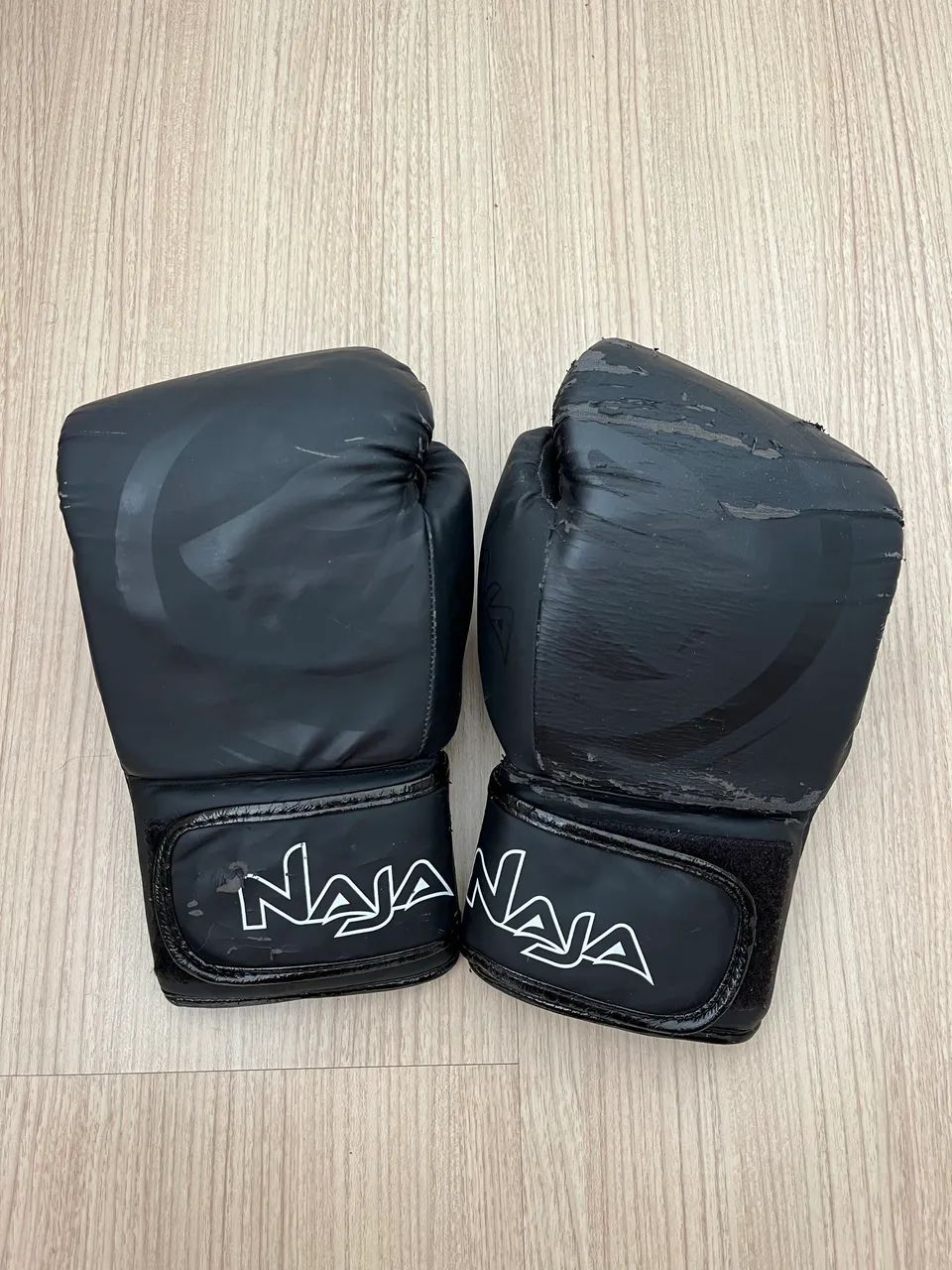 LUVA DE BOXE NAJA