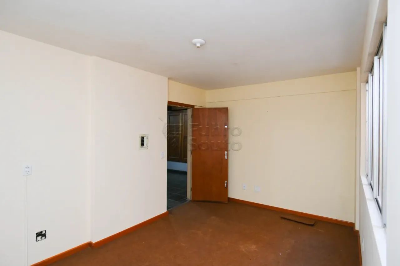 Sala Comercial Ampla no Edifício Comercial Imperador: Localização Central e Conveniência - Foto 3