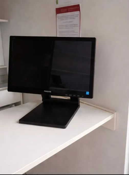 Monitor Touch Screen Philips15'6