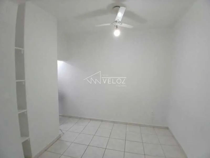 Apartamento - / Residencial / Centro