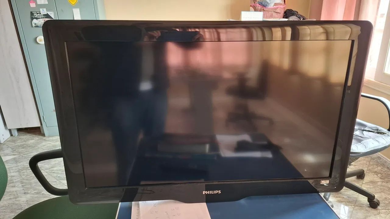 Tv Philips 40 mais 2 PC 