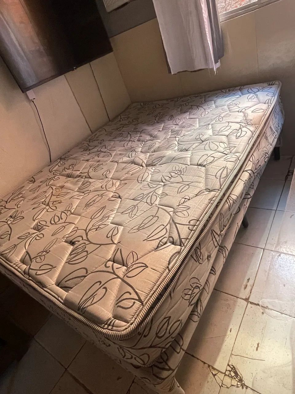 Cama casal - colchão ônix 