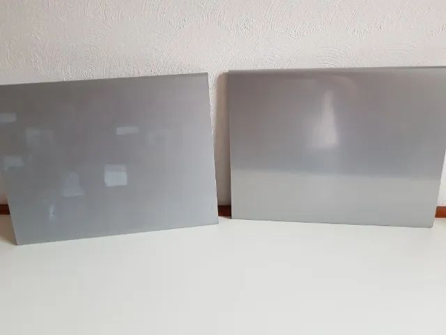 2 painéis de ferro