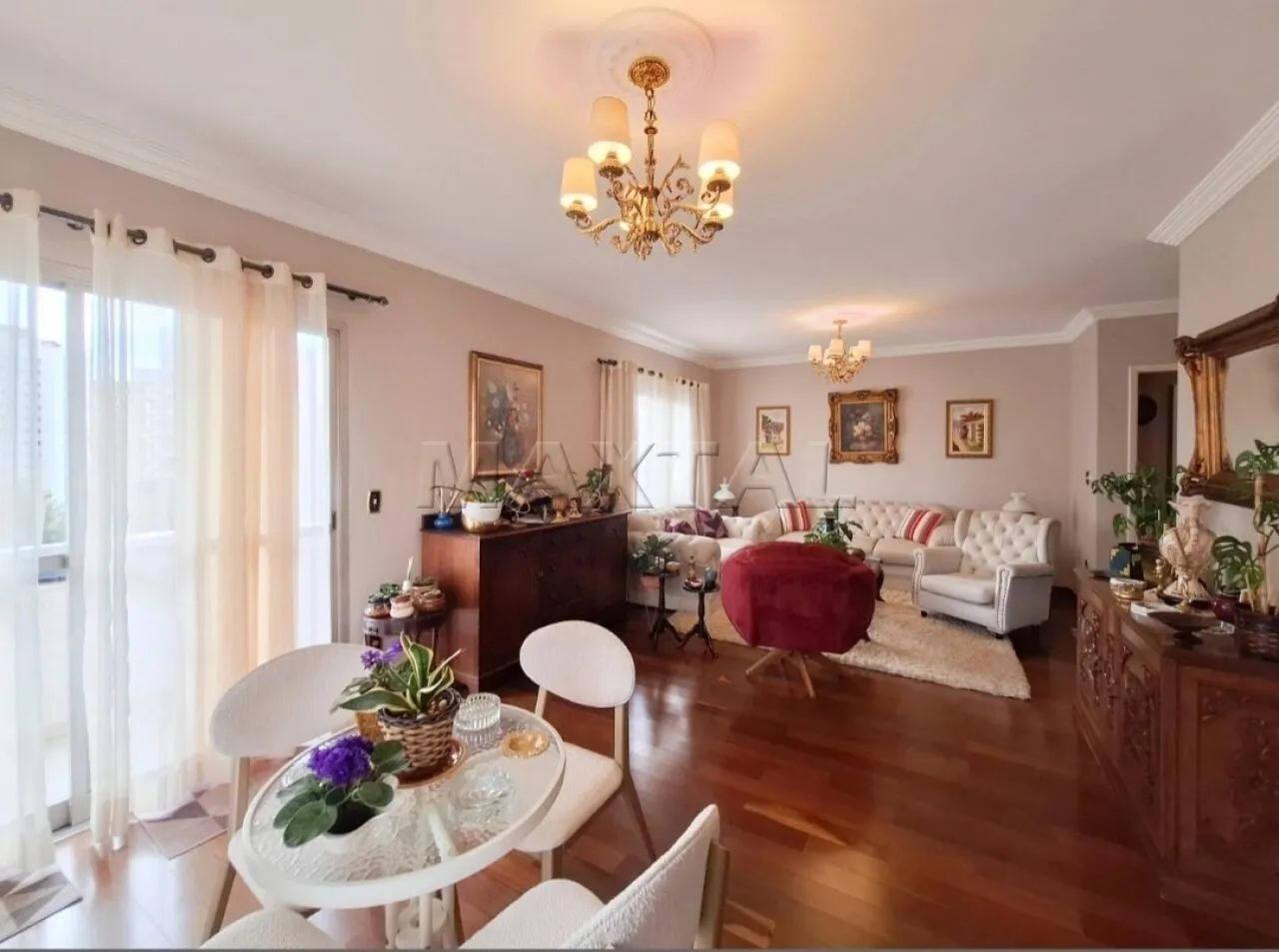 Apartamento 182m² com 4 dormitórios, 2 suítes e 3 vagas em Santana