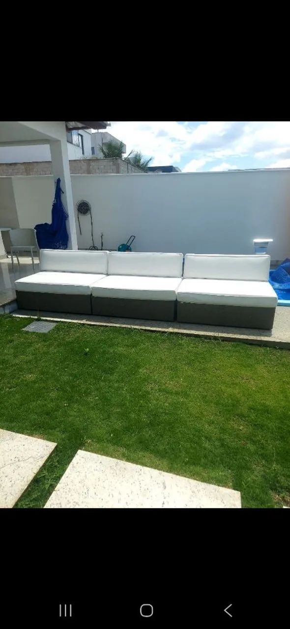 Sofa área Externa , sala de estar piscina e pergolado