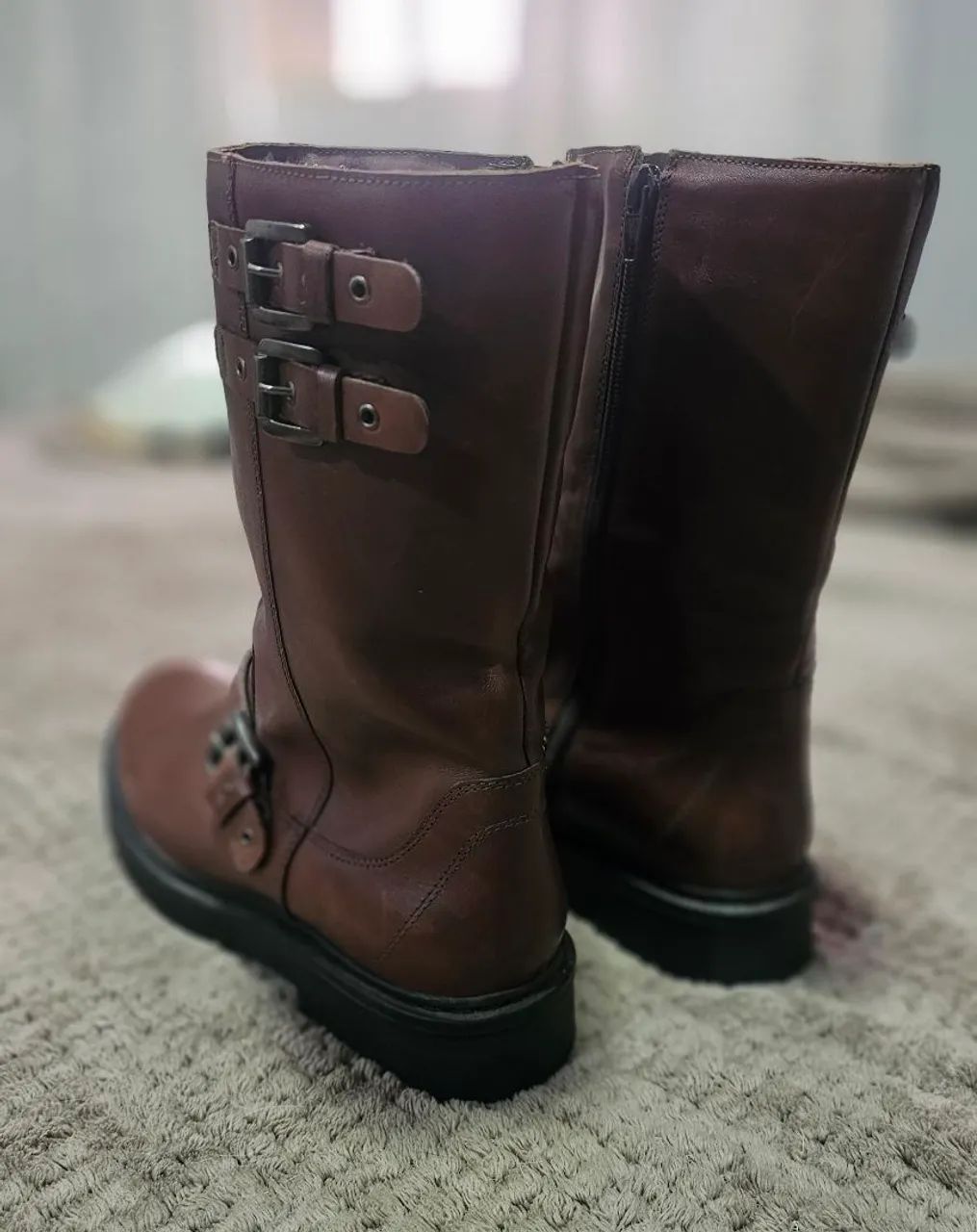 Bota em couro  - Foto 2