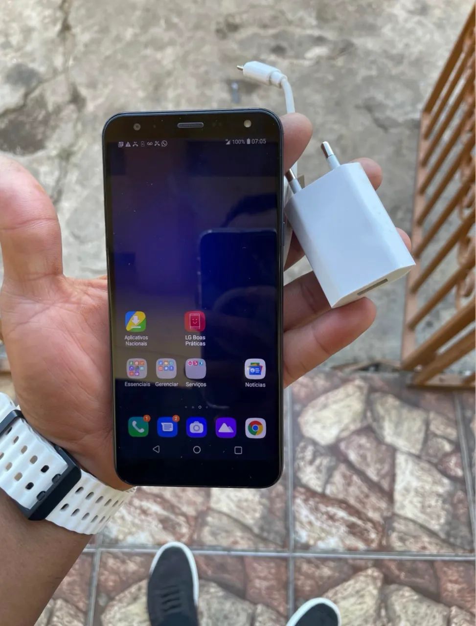 Vendo LG k 12 +