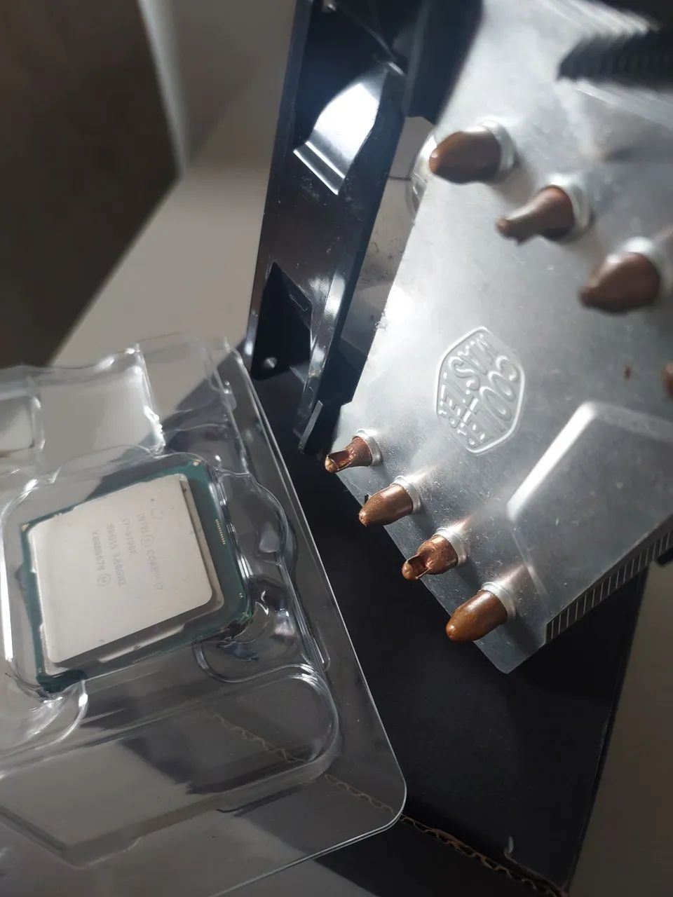 Vendo core I7 9700k + cooler Coolermaster brinde - Foto 5