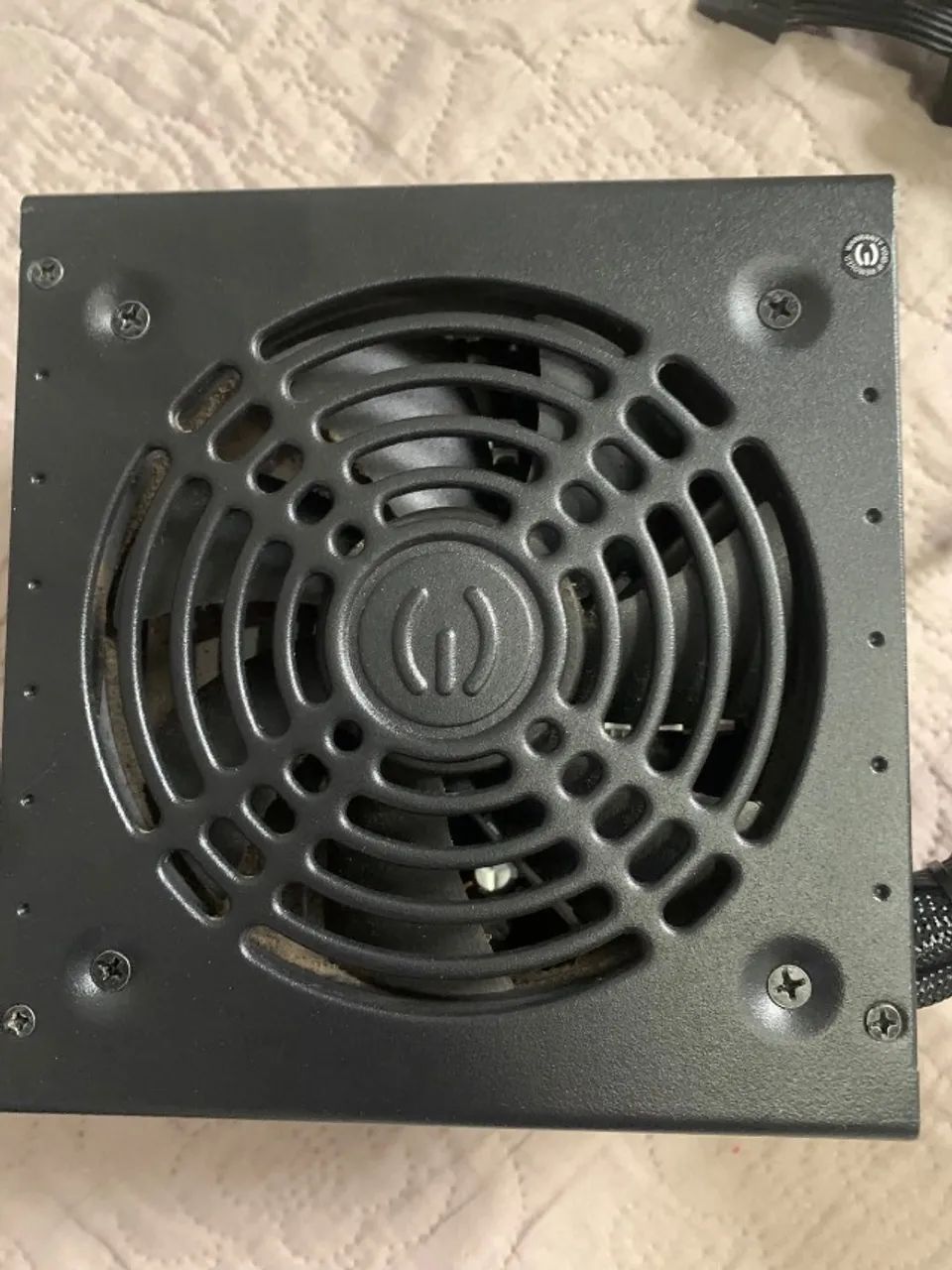 Fonte para pc EVGA 450BT 80 PLUS 450watts,  Excelente estado! - Foto 3