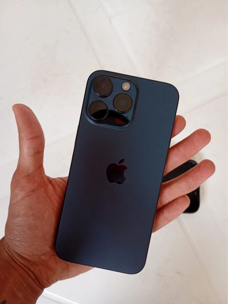 iPhone 15 Pro Max - Foto 4