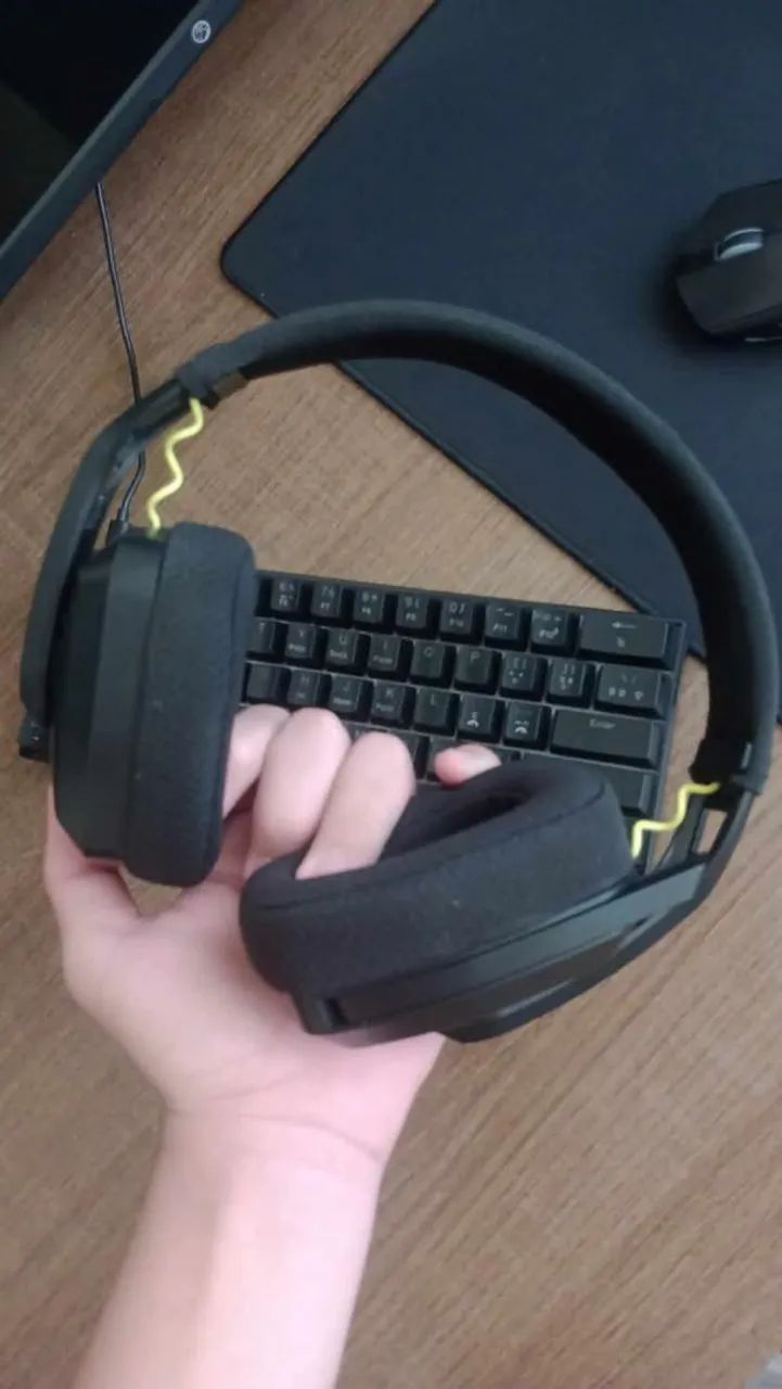 Headset binnune bw06 