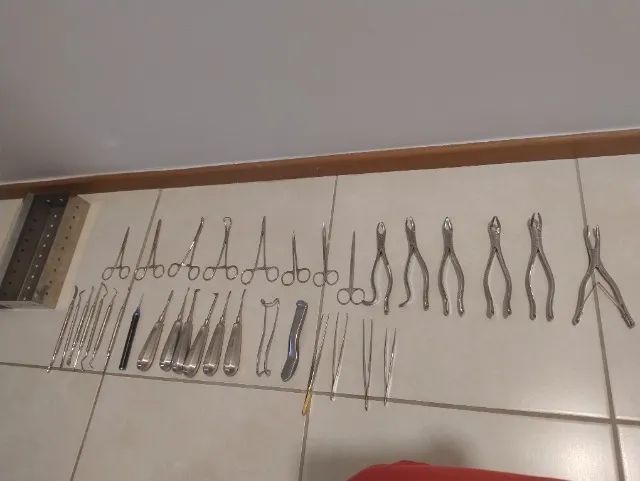 Caixa de cirurgia odontológica Completa - Semi novo - Foto 4